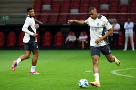 米兰体育APP：斯洛特：裁判愿认错是好事；冷静和射门精准度是若塔的优势.